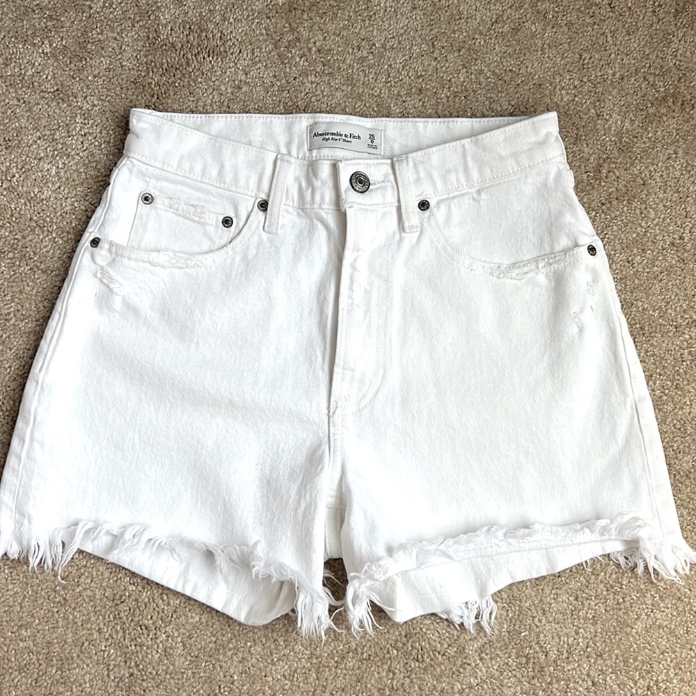 Abercrombie and Fitch size 25 white denim shorts